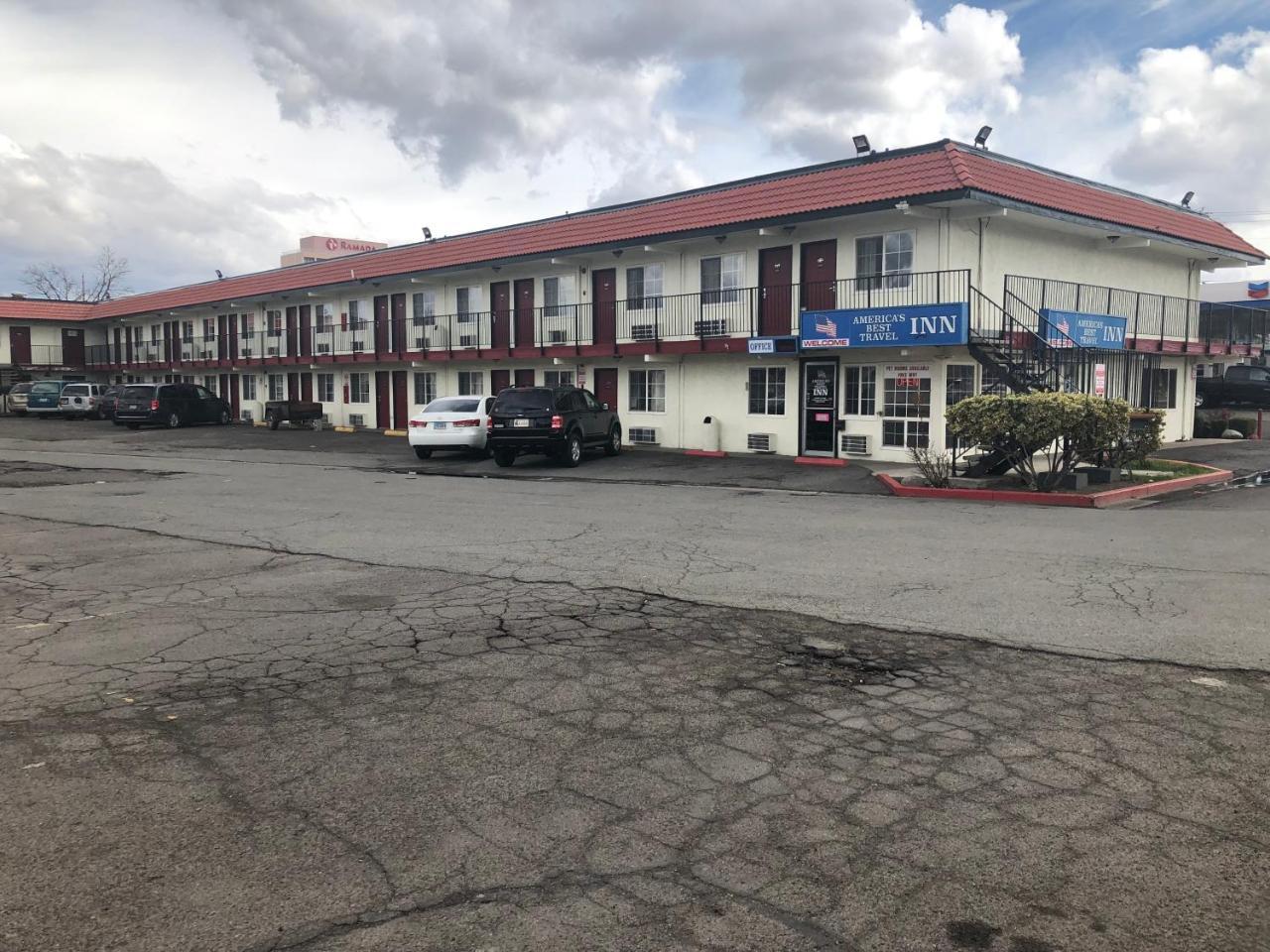 America'S Best Travel Inn Reno Exterior foto